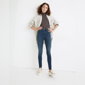 Madewell 10" High-Rise Roadtripper Supersoft Jeans in Playford Wash 26